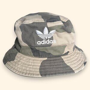 Adidas Originals Camo Bucket Hat | Size M (57 cm) | Streetwear Style